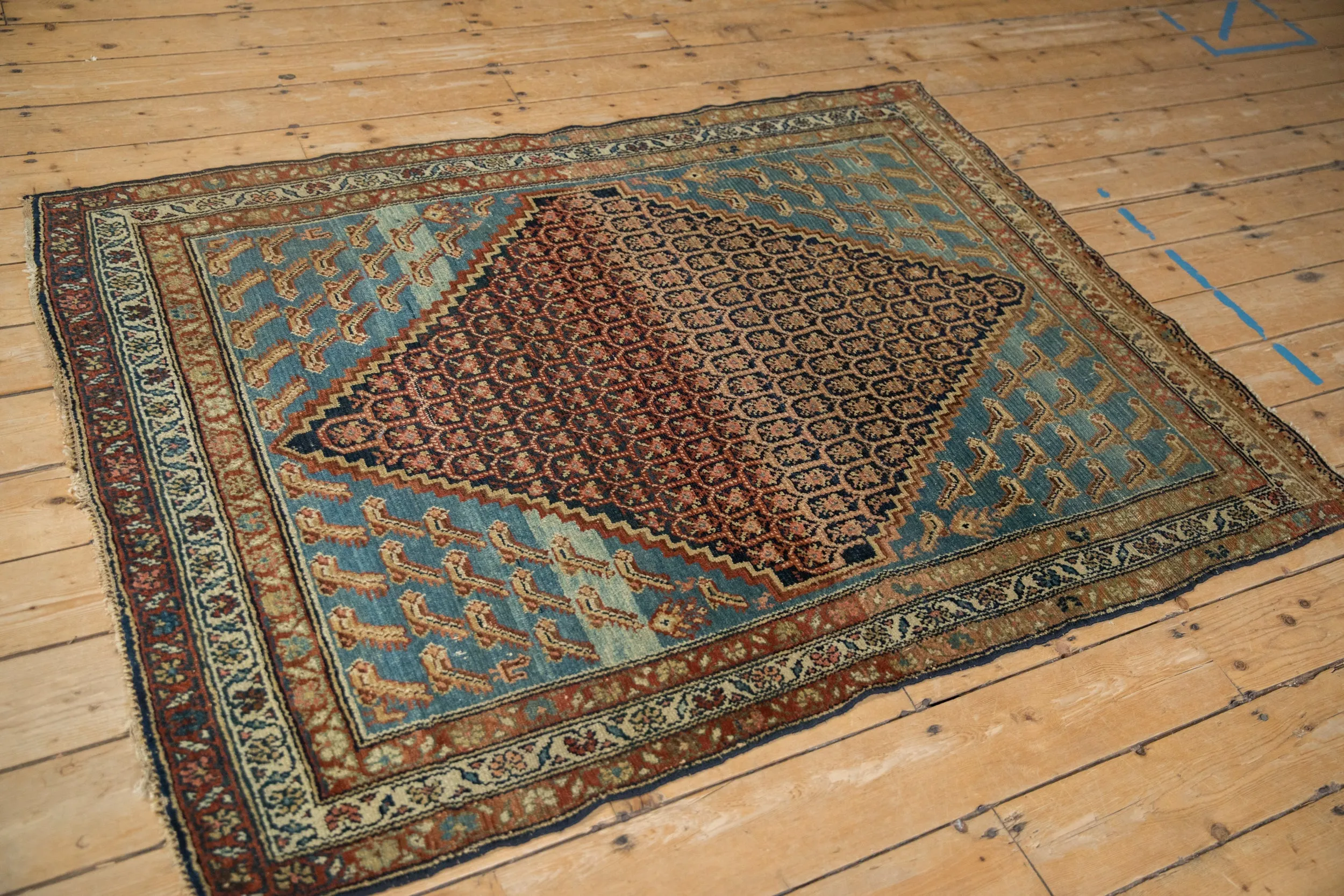 4x5.5 Antique Distressed Hamadan Rug