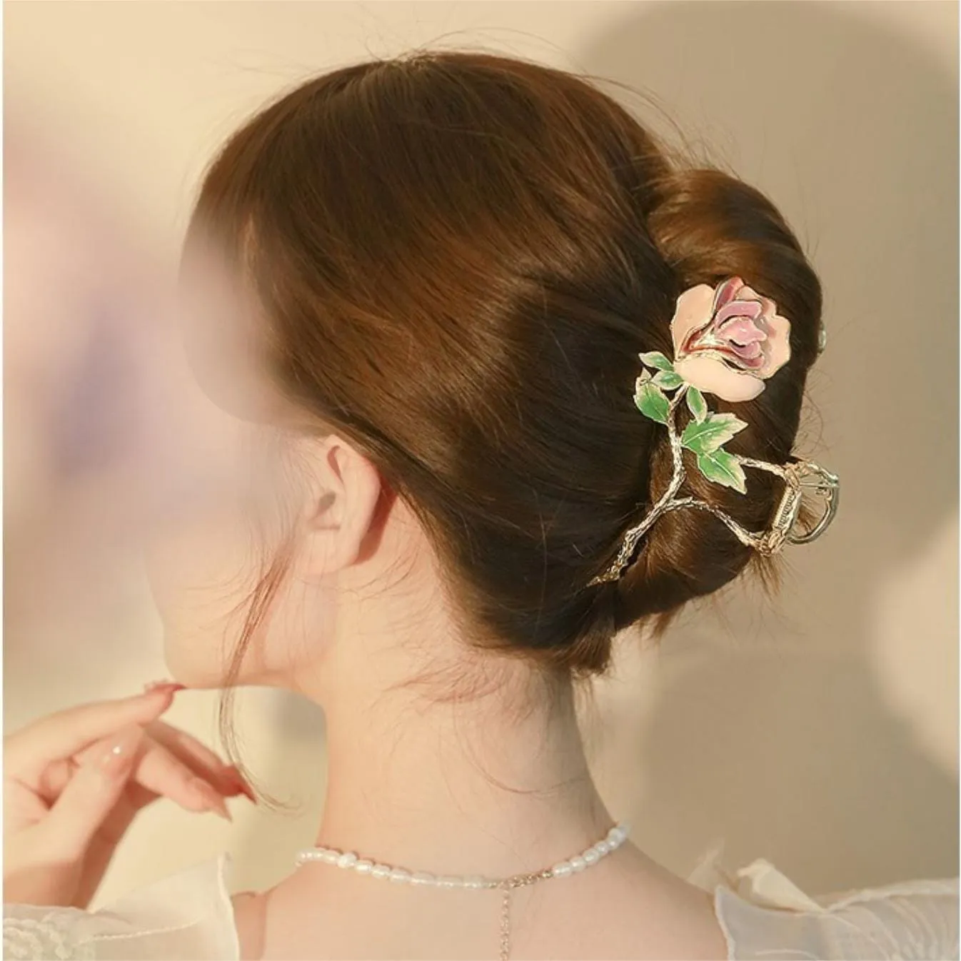 Chic Enamel Pink Rose Chignon Claw Clip Hair Clip