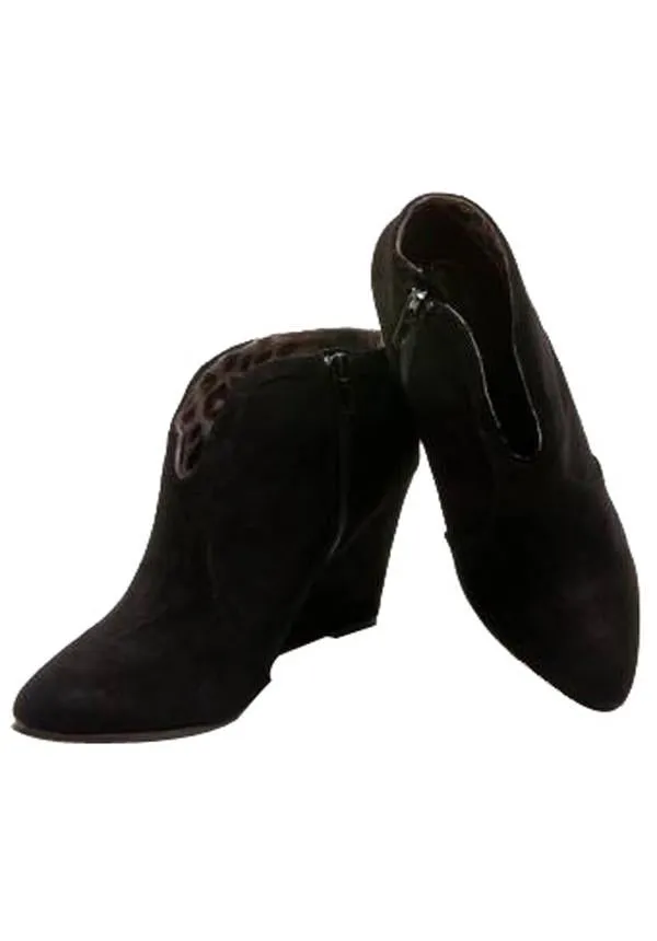 Chic Zip up Booties