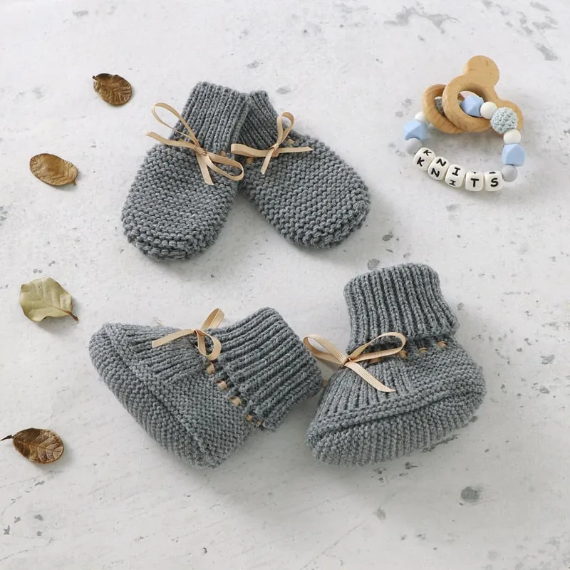 Knitted Booties & Mittens Set