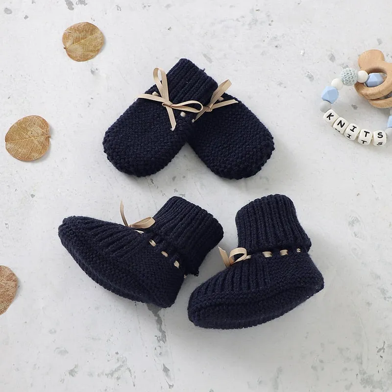 Knitted Booties & Mittens Set