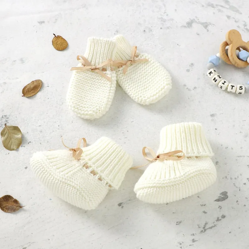 Knitted Booties & Mittens Set