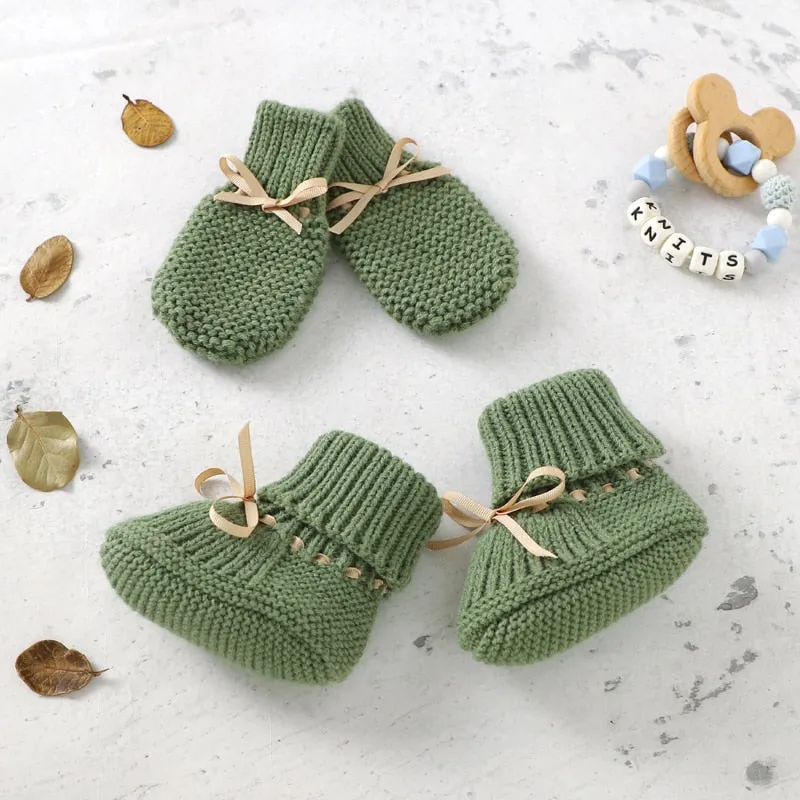 Knitted Booties & Mittens Set