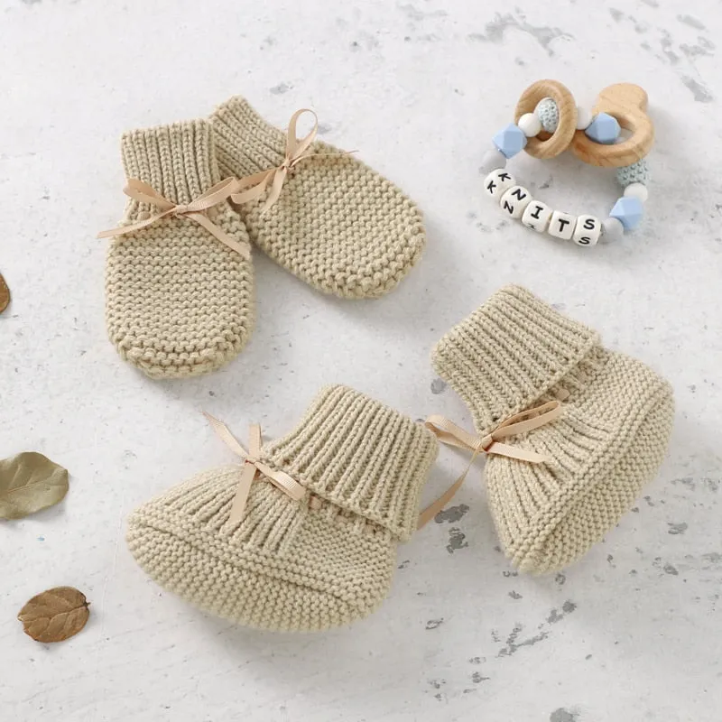 Knitted Booties & Mittens Set